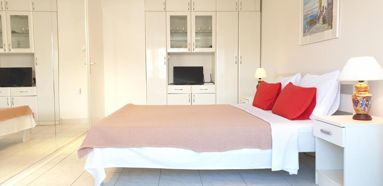 The White Apartment Οχρίδα Εξωτερικό φωτογραφία